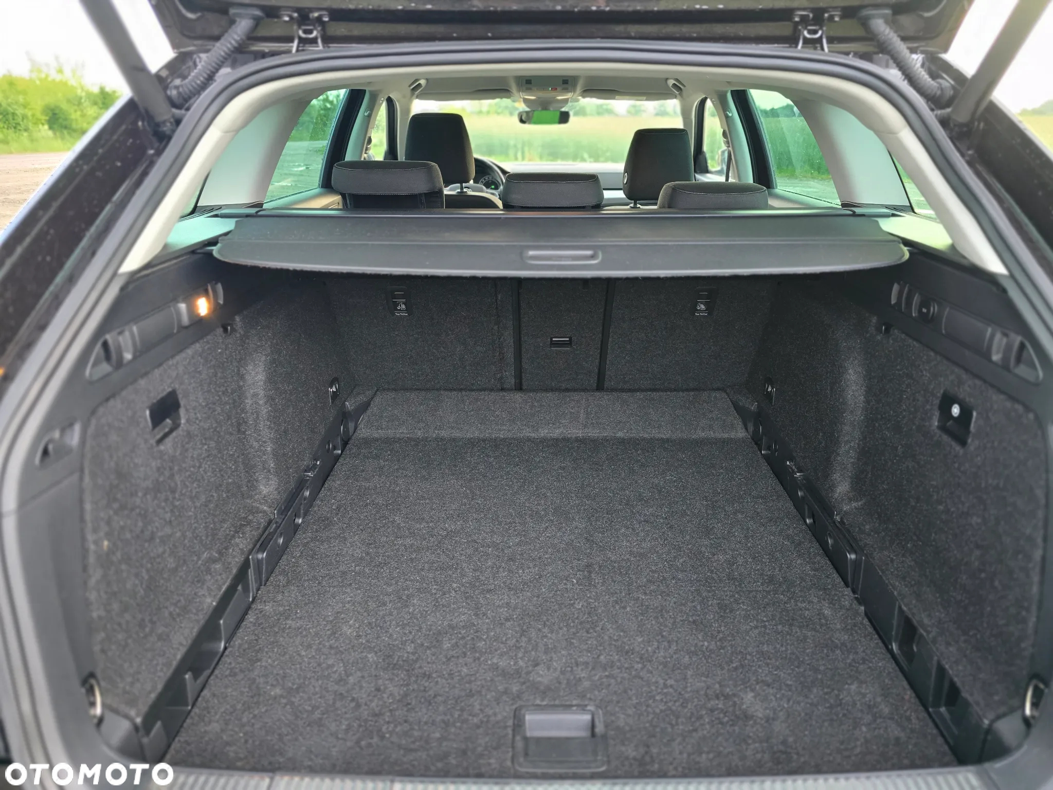 Skoda Superb 2.0 TDI Ambition DSG7 - 13