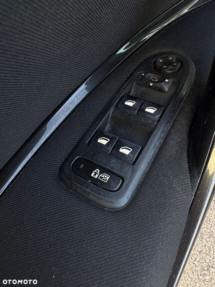 Citroën C5 2.0 HDi Exclusive - 17