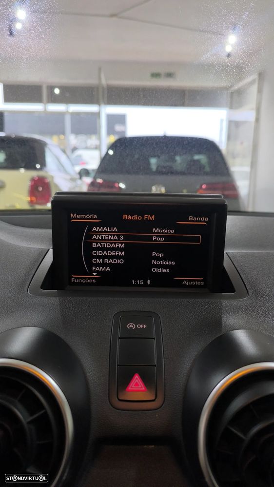 Audi A1 1.6 TDI S line Sport Pack - 27