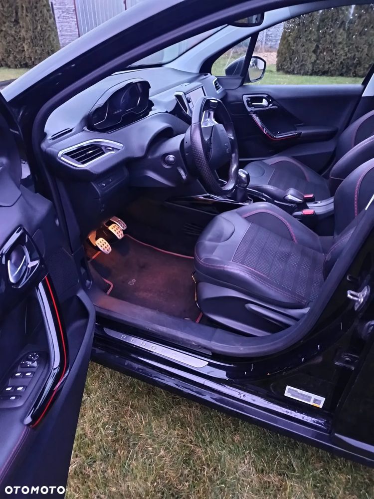 Peugeot 2008 PureTech 110 Stop&Start GT-Line Edition - 19