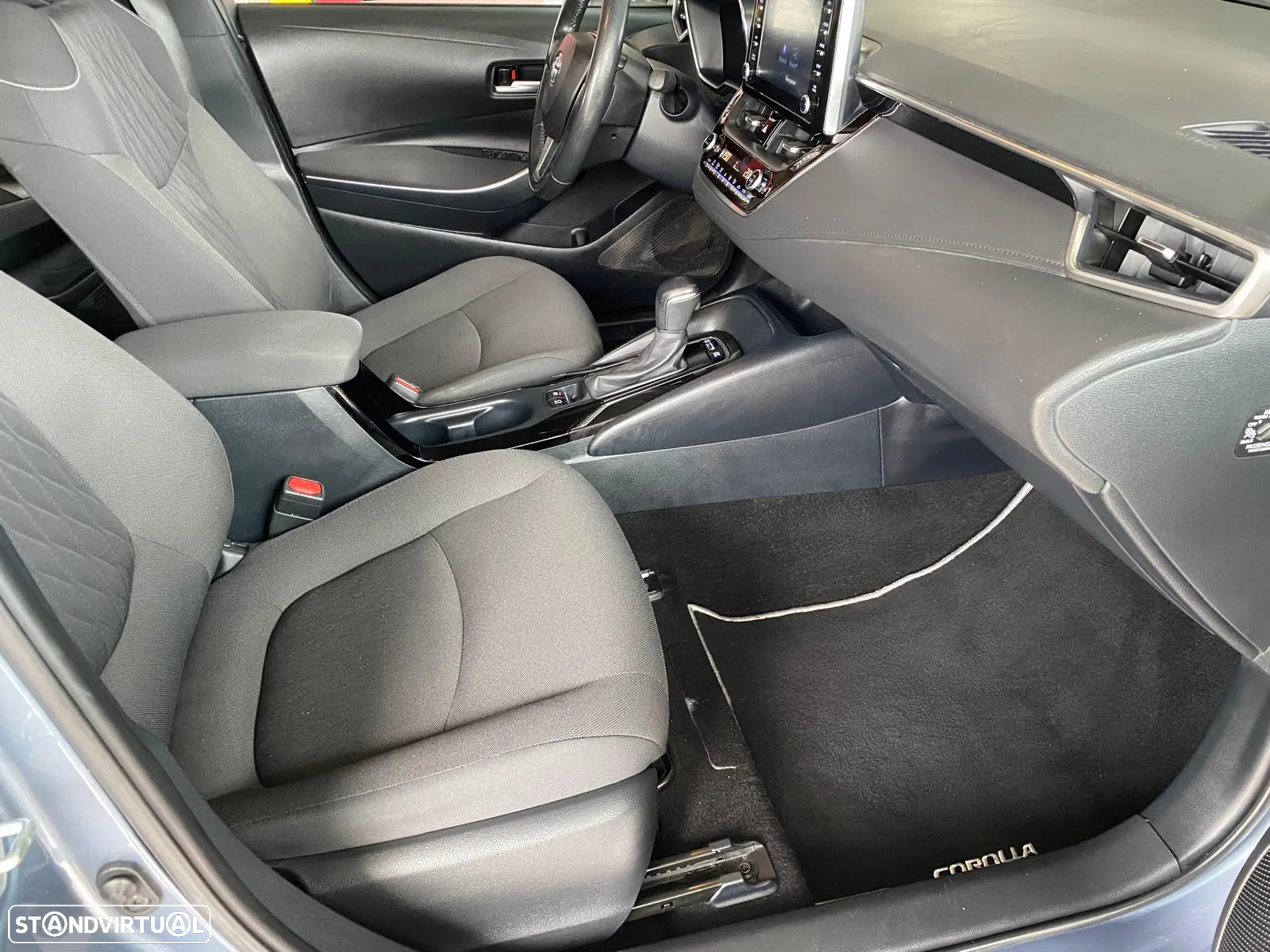 Toyota Corolla SD 1.8 Hybrid Exclusive - 13