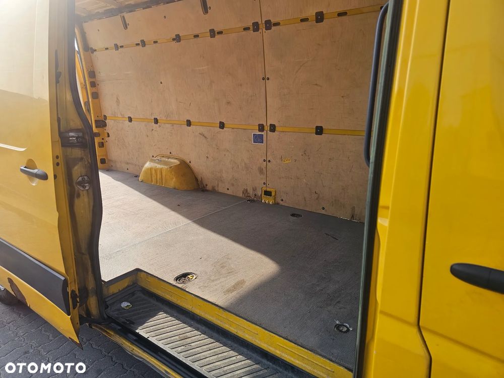 Volkswagen Crafter - 17