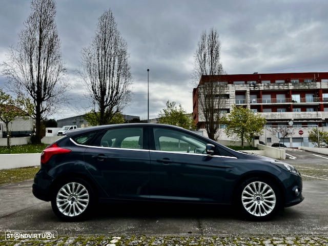 Ford Focus 1.0 EcoBoost S&S Titanium - 10
