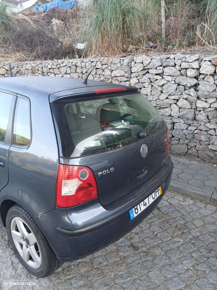 VW Polo - 2