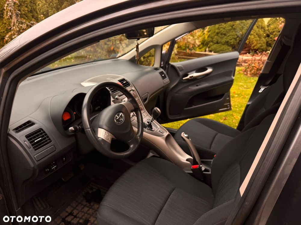 Toyota Auris - 6