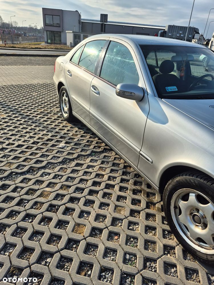 Mercedes-Benz Klasa E 200 CDI Automatik Classic - 7