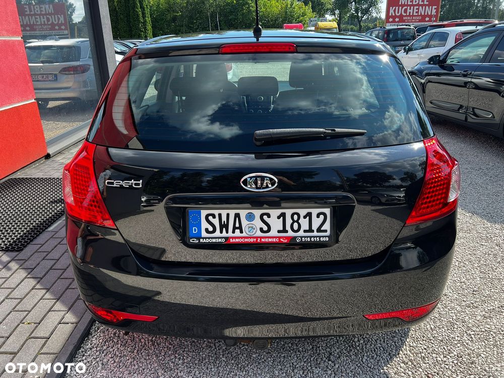 Kia Ceed 1.4 CVVT Attract - 26