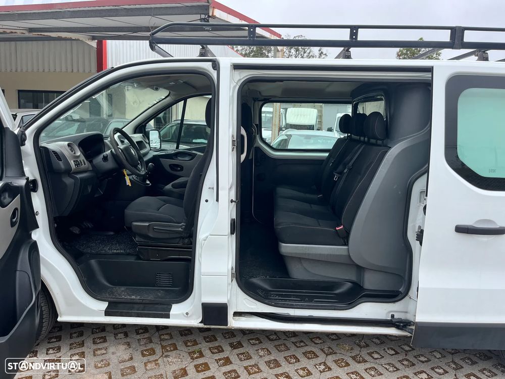 Renault TRAFIC 6 LUG LONGA DUPLA PORTA LATERAL - 8
