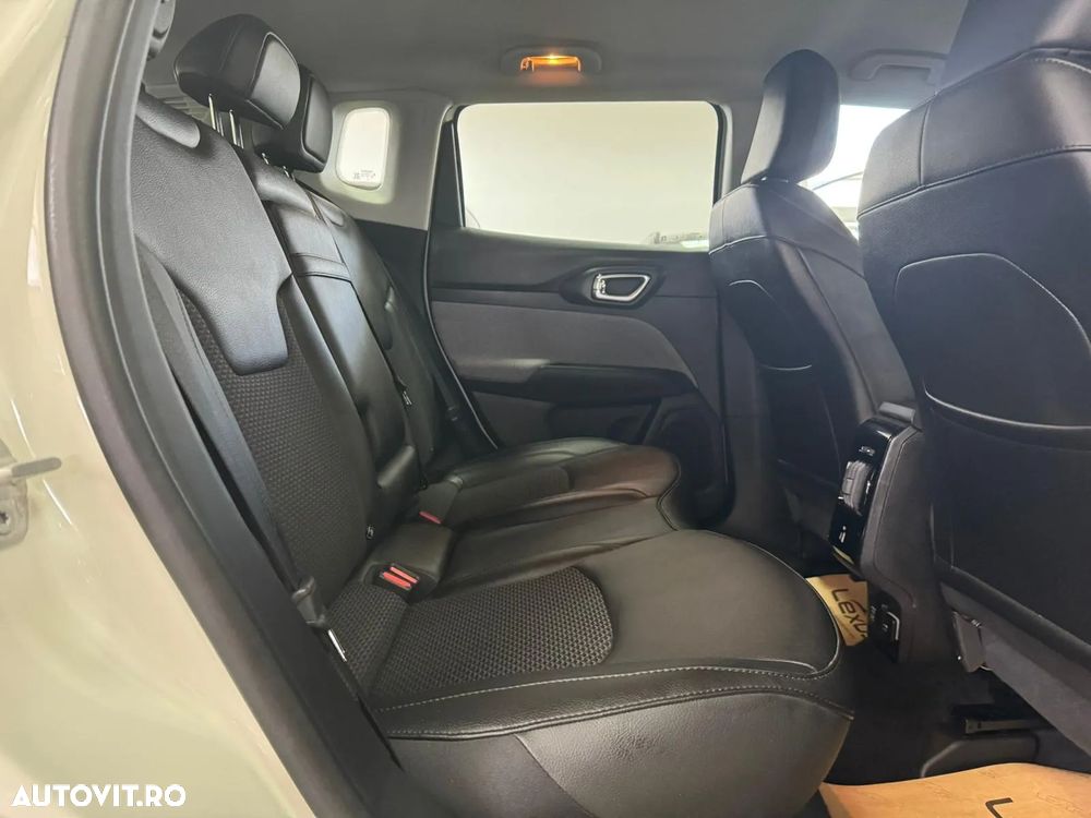 Jeep Compass 1.3 T4 4xe PLUG-IN HYBRID Automatik Altitude - 15
