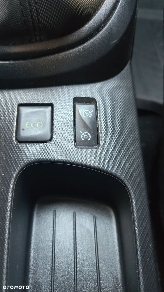 Renault Captur 0.9 Energy TCe Life EU6 - 14