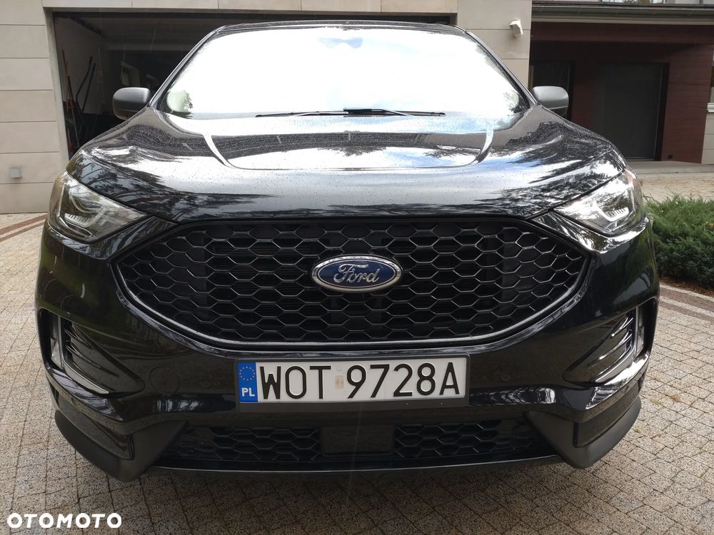 Ford Edge - 2