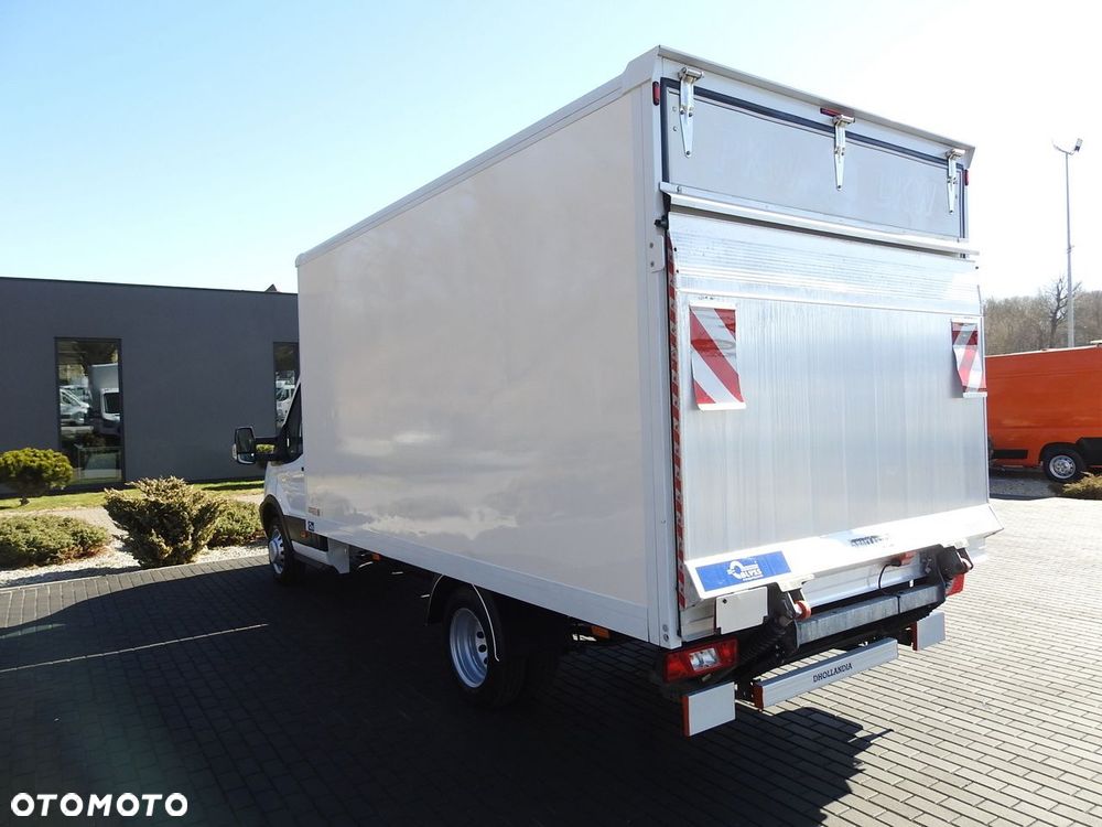 Ford TRANSIT  KONTENER WINDA 8 PALET BLIŹNIACZE KOŁA KLIMATYZACJA  130KM - 10