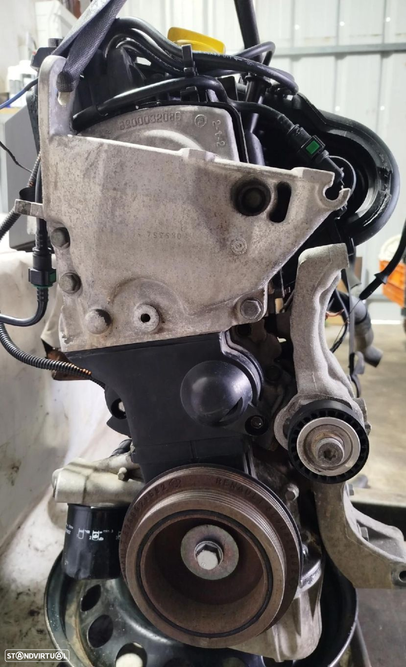 Motor completo RENAULT Clio II (BB0/1/2_, CB0/1/2_) - 3