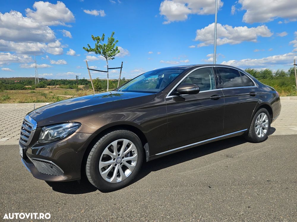 Mercedes-Benz E 220 d Aut. - 11