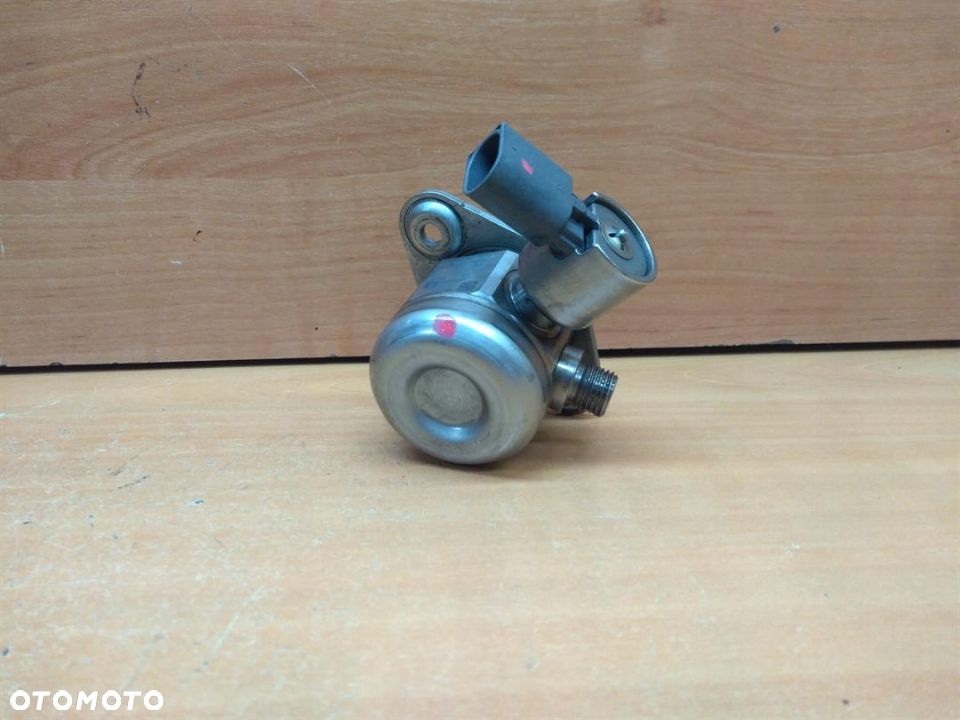 POMPA PALIWA WTRYSKOWA BMW X5 E70 4.4 7595339 - 2