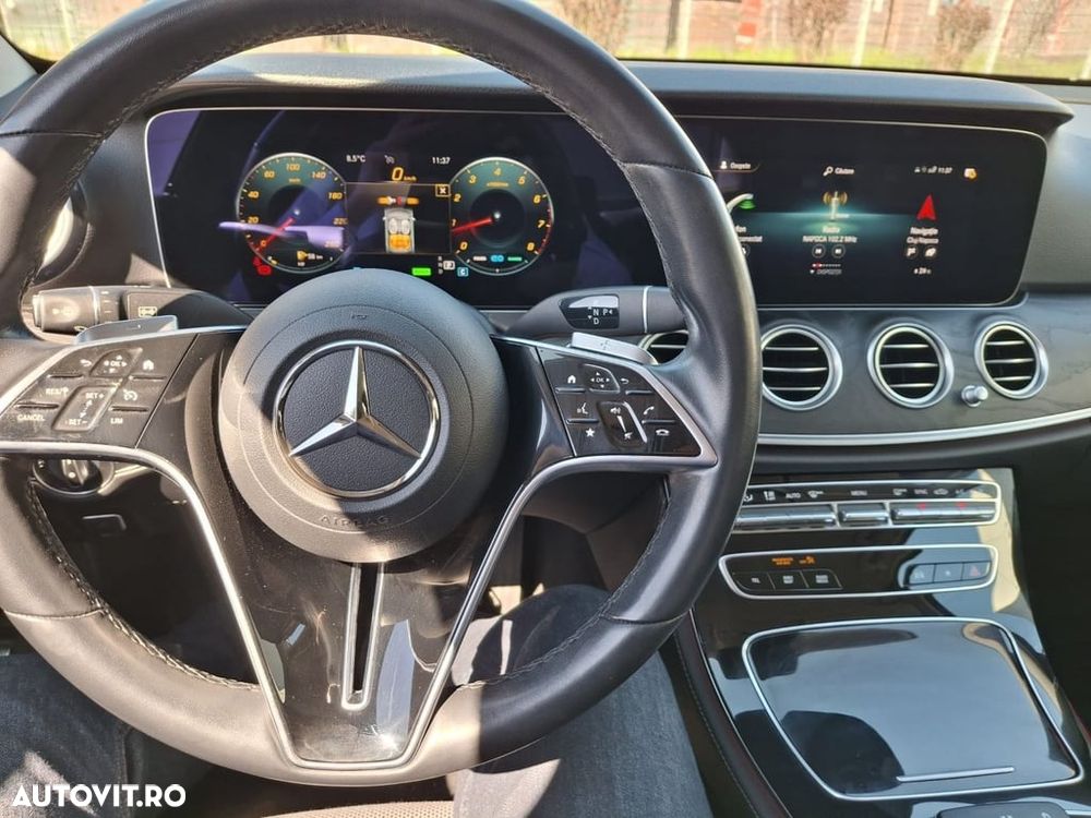 Mercedes-Benz E 200 9G-TRONIC AMG Line - 12