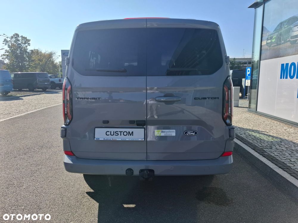 Ford Transit Custom - 8