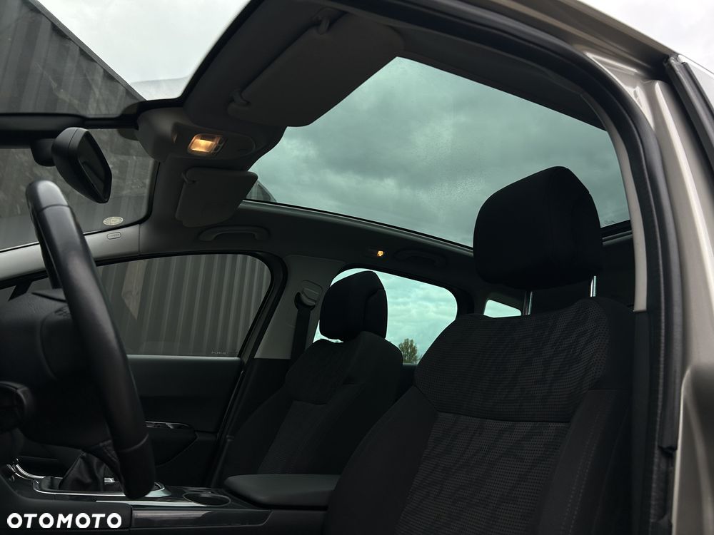 Peugeot 3008 - 12