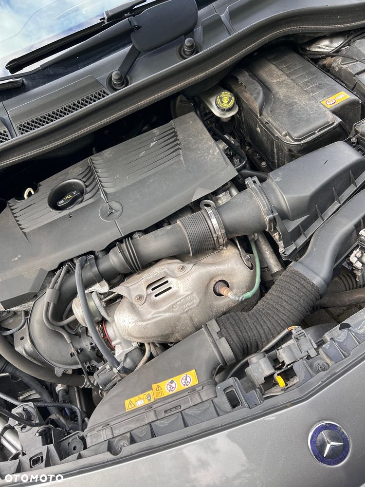 Mercedes-Benz Klasa B 200 (BlueEFFICIENCY) - 14