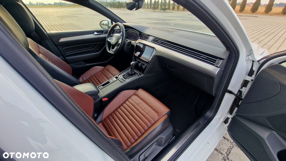 Volkswagen Passat 2.0 TDI SCR Highline DSG - 10