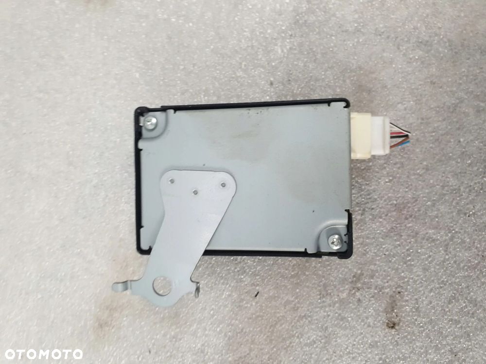 MODUŁ ZAMKA CENTRALNEGO TOYOTA PRIUS C AQUA - 3