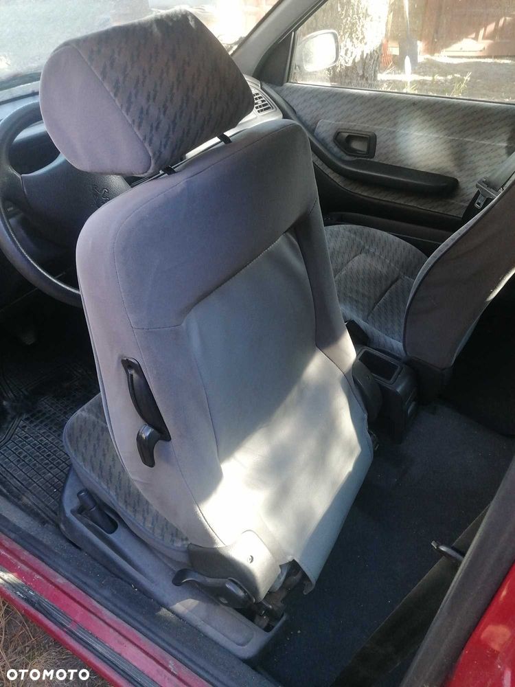 Peugeot 306 - 6
