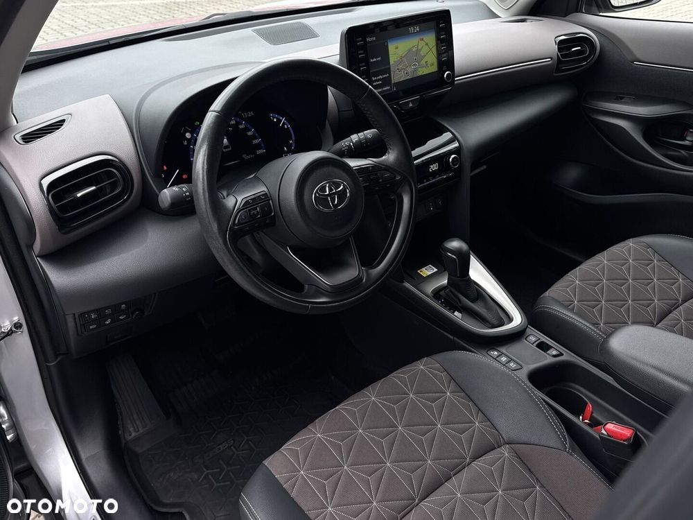 Toyota Yaris Cross - 11