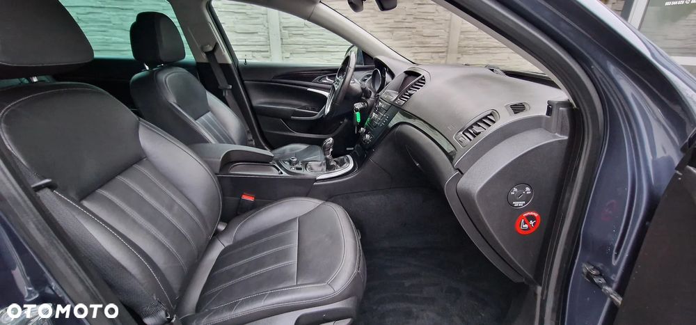 Opel Insignia 2.8 V6 Turbo 4x4 Cosmo - 16