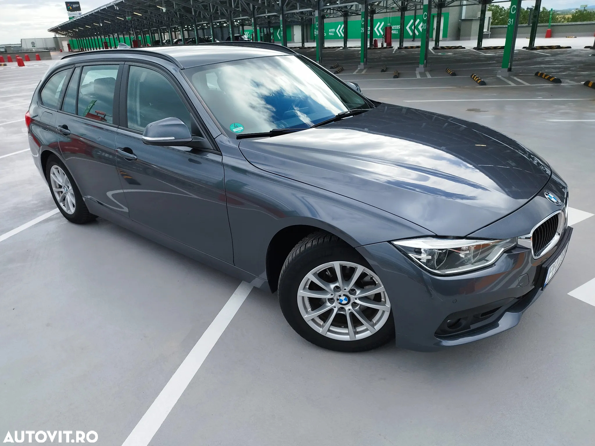 BMW Seria 3 318d Touring Aut. Advantage - 4