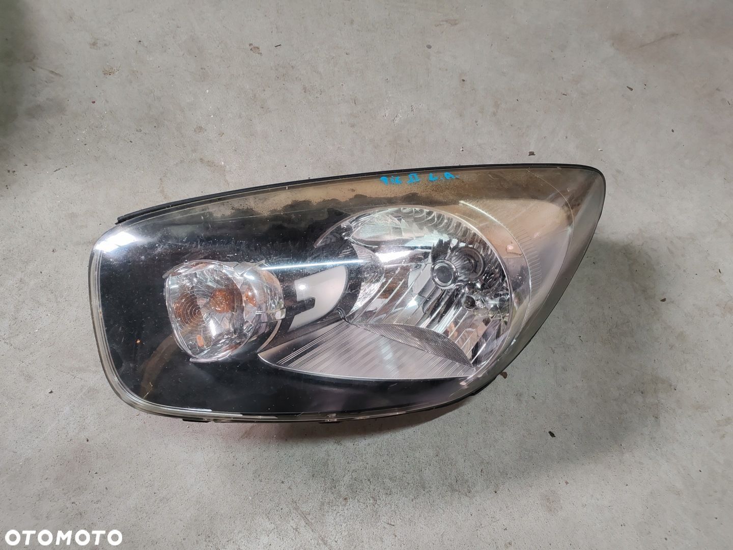 Lampa lewa przód przednia Kia Picanto II 11-16 - 1