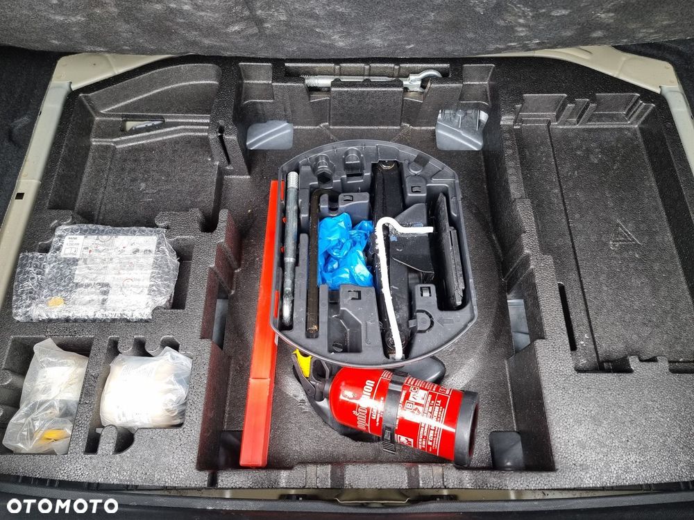 Peugeot 308 1.5 BlueHDi Active S&S - 25