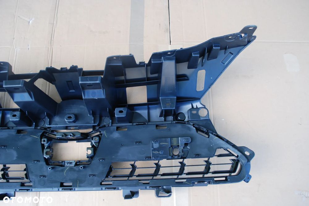 ATRAPA GRILL TOYOTA YARIS CROSS BARDZO ŁADNY - 6