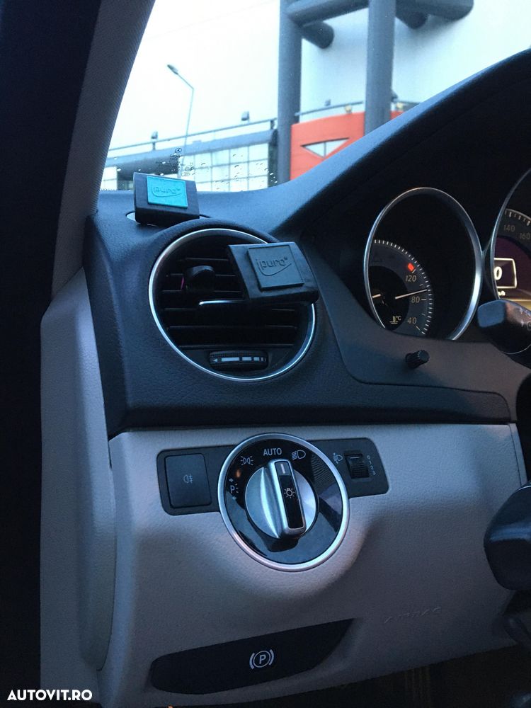 Mercedes-Benz C 220 CDI BlueEFFICIENCY - 18