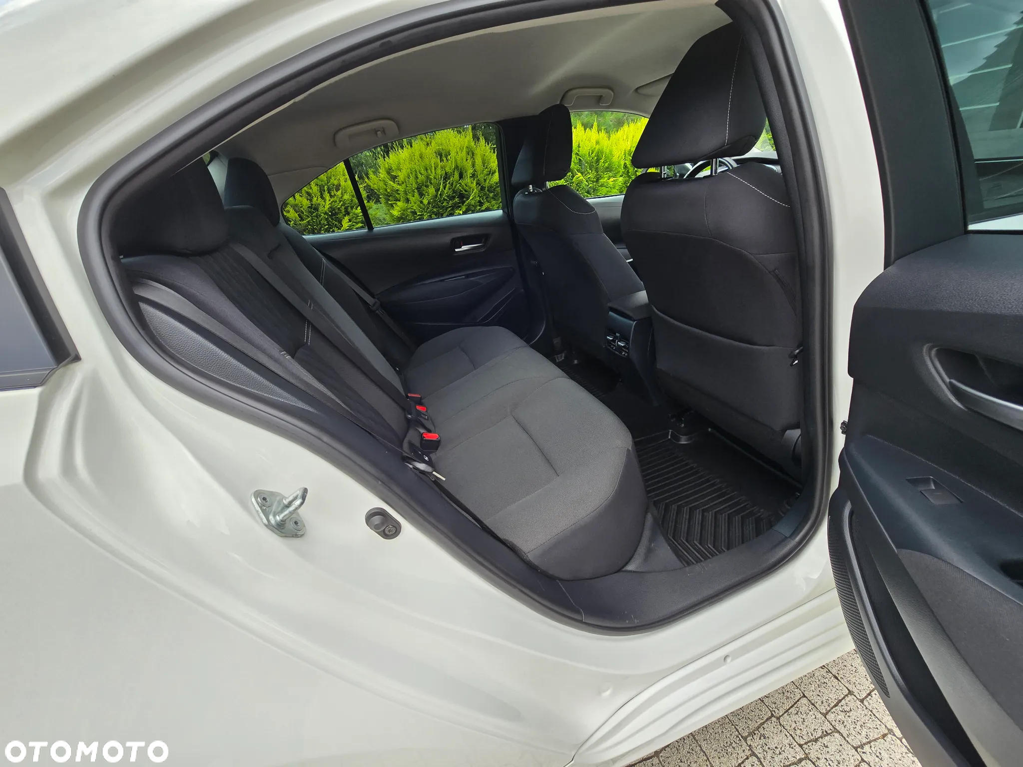 Toyota Corolla 1.6 Comfort - 11