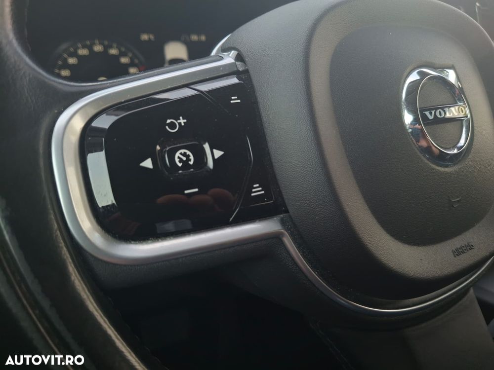 VOLVO XC60 2021 — imagine 30