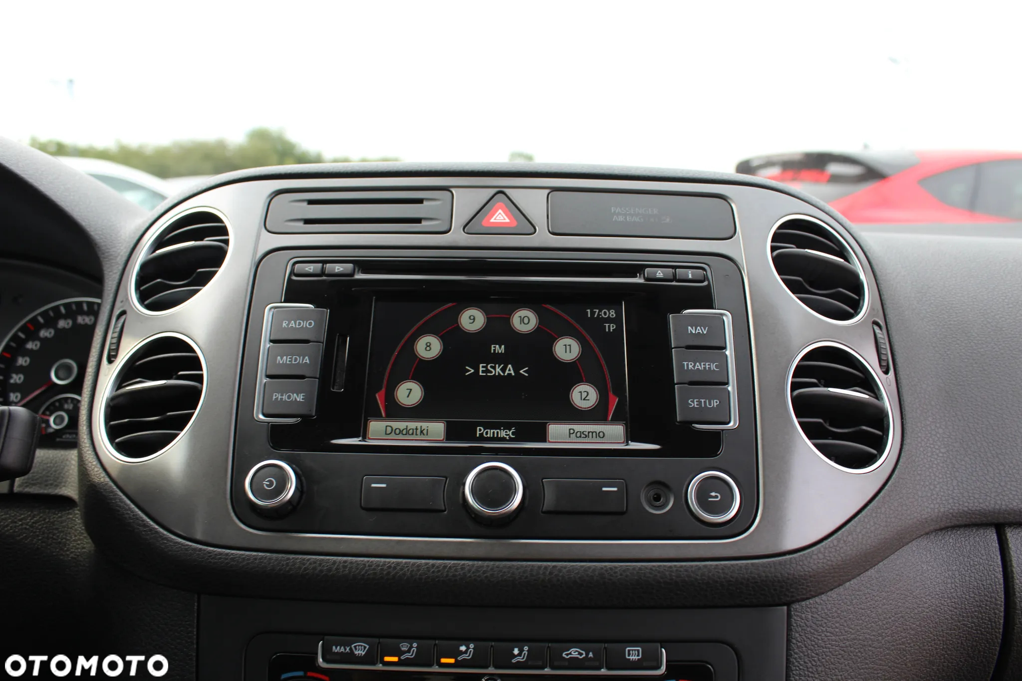 Volkswagen Golf Plus 1.2 TSI BlueMotion Technology Style - 24