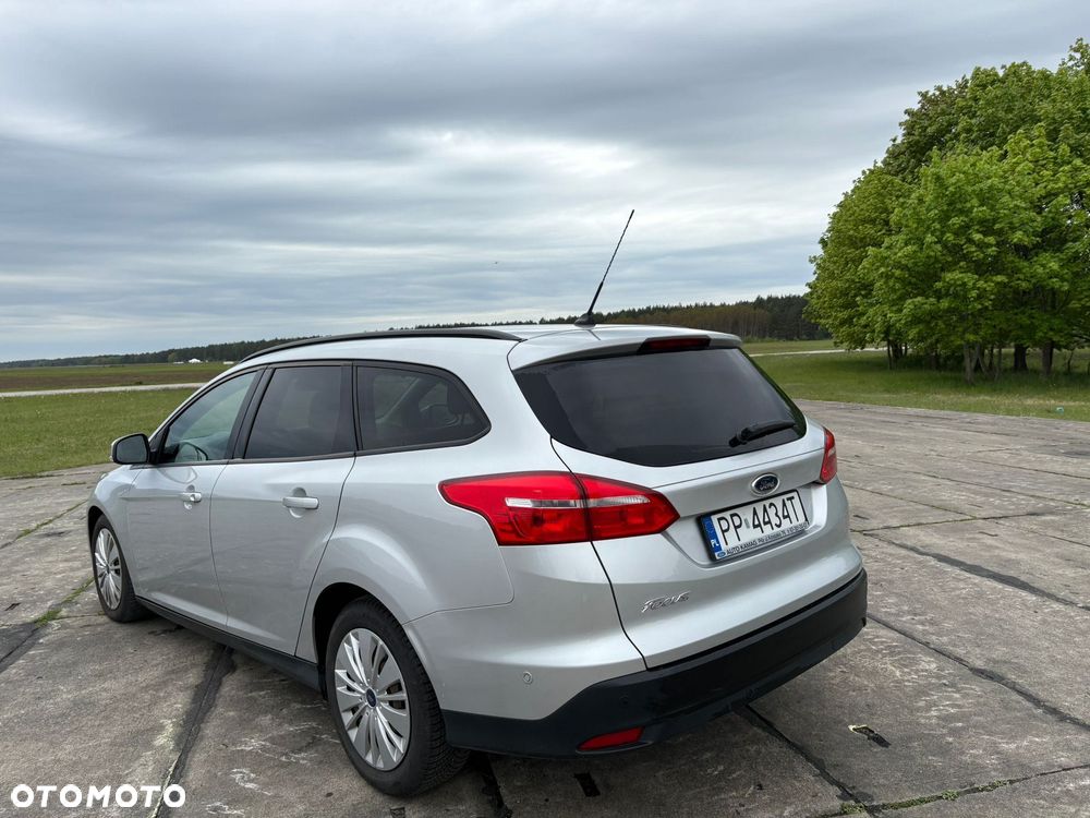 Ford Focus - 4