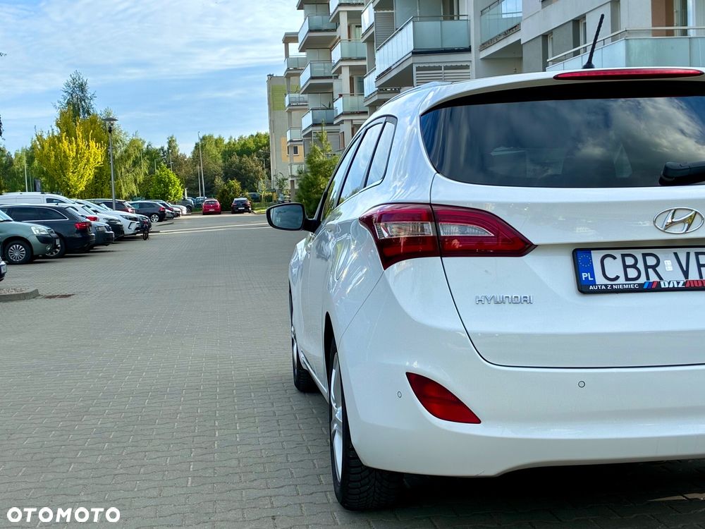 Hyundai i30 1.6 CRDi BlueDrive Go - 19