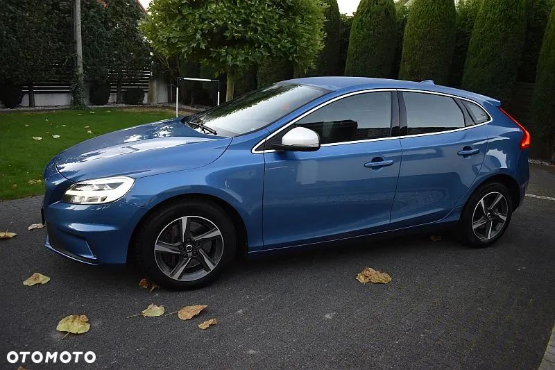 Volvo V40 D3 Drive-E SCR R-Design Momentum - 25