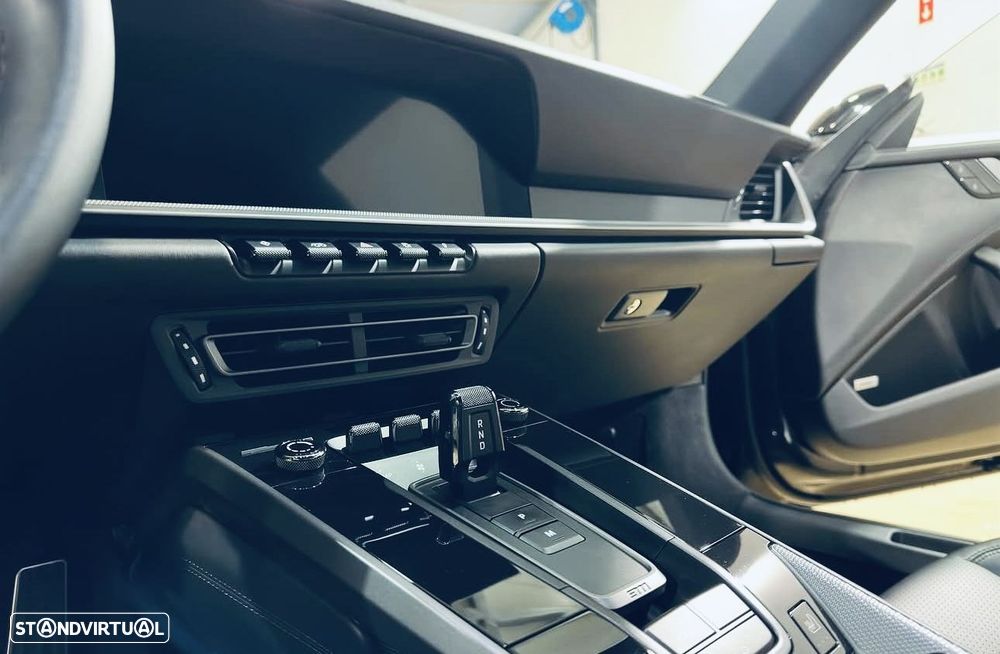 Porsche 911 Série F - 4