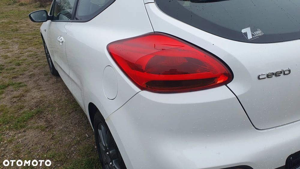 Kia ProCeed 1.4 CRDI M - 15