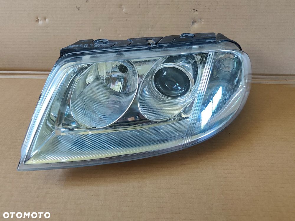 PASSAT B5 FL LAMPA LEWY PRZÓD 1EL008350-001 - 2