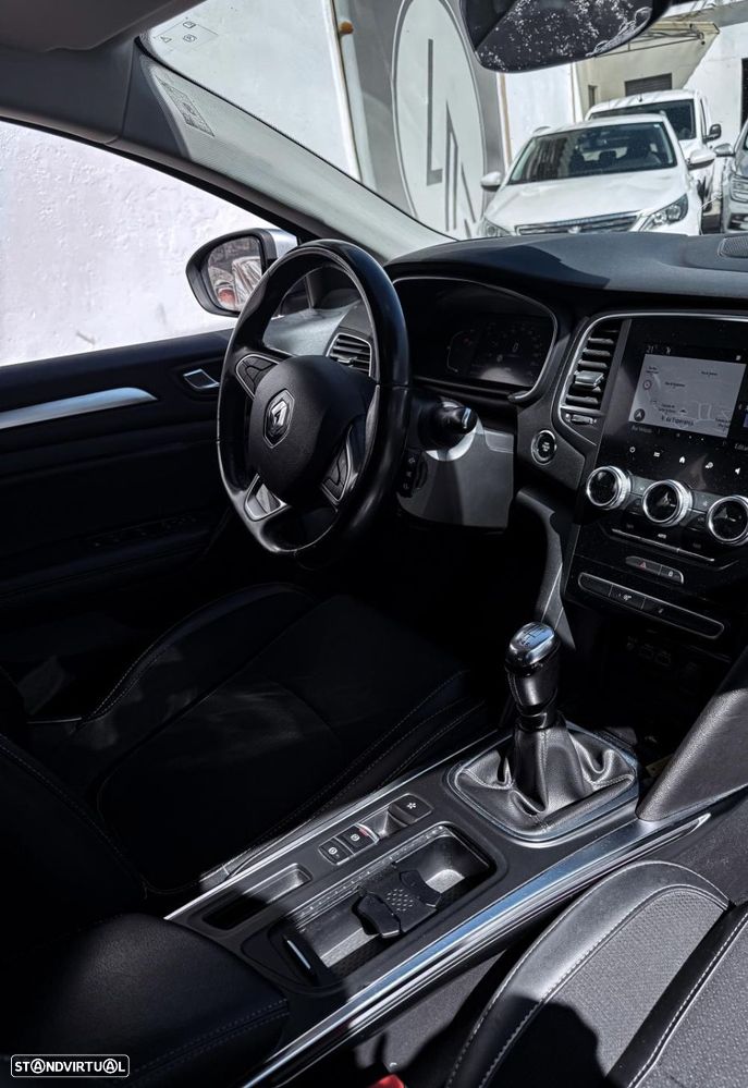 Renault Mégane Sport Tourer 1.5 Blue dCi Intens - 6
