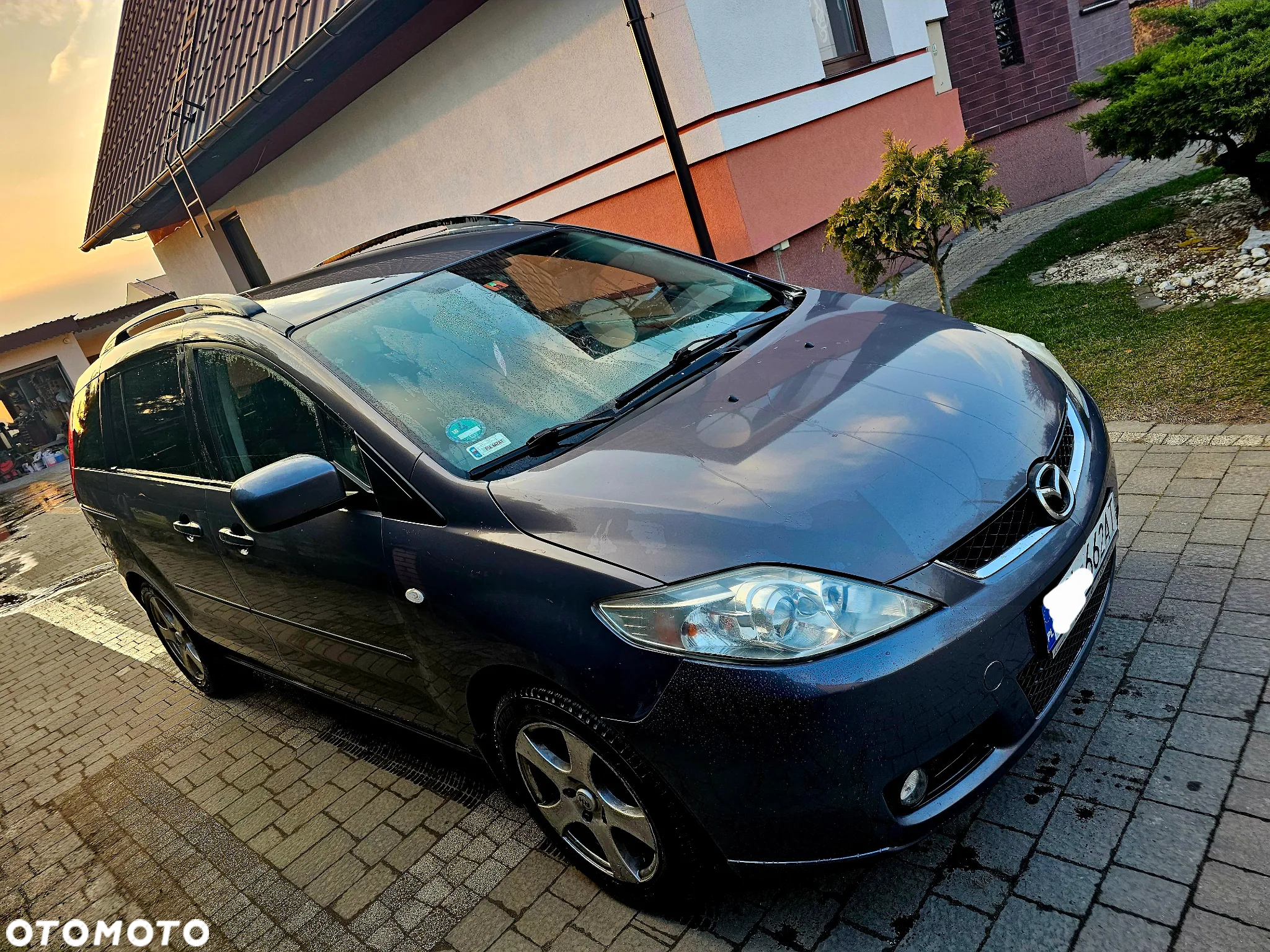 Mazda 5 - 4