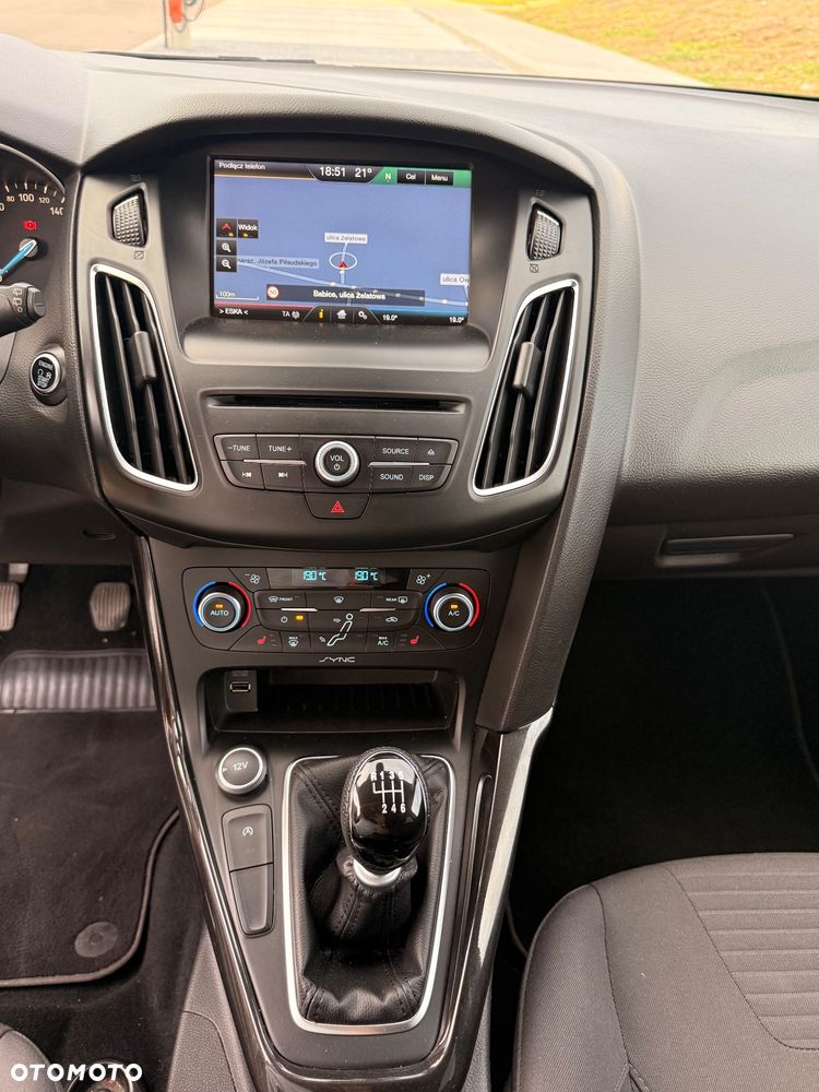 Ford Focus 1.5 EcoBoost Titanium ASS - 27