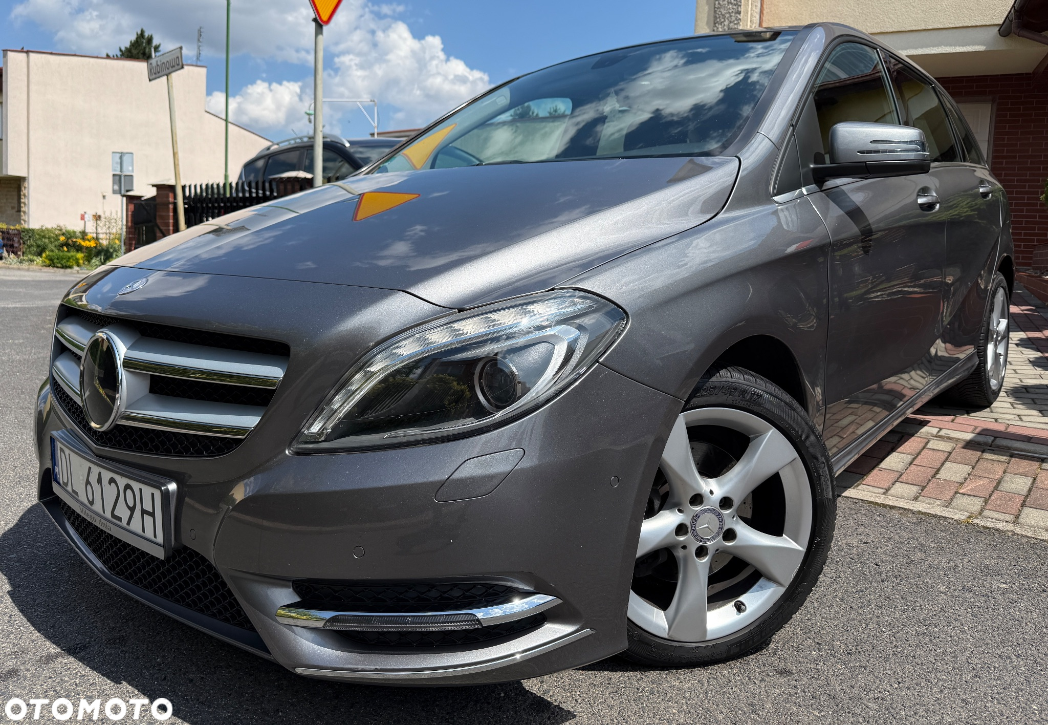 Mercedes-Benz Klasa B 200 CDI - 2