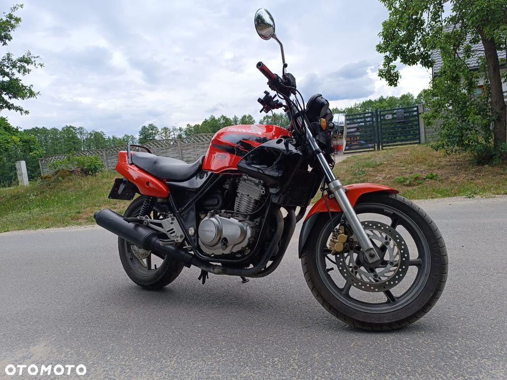 Honda CB - 4