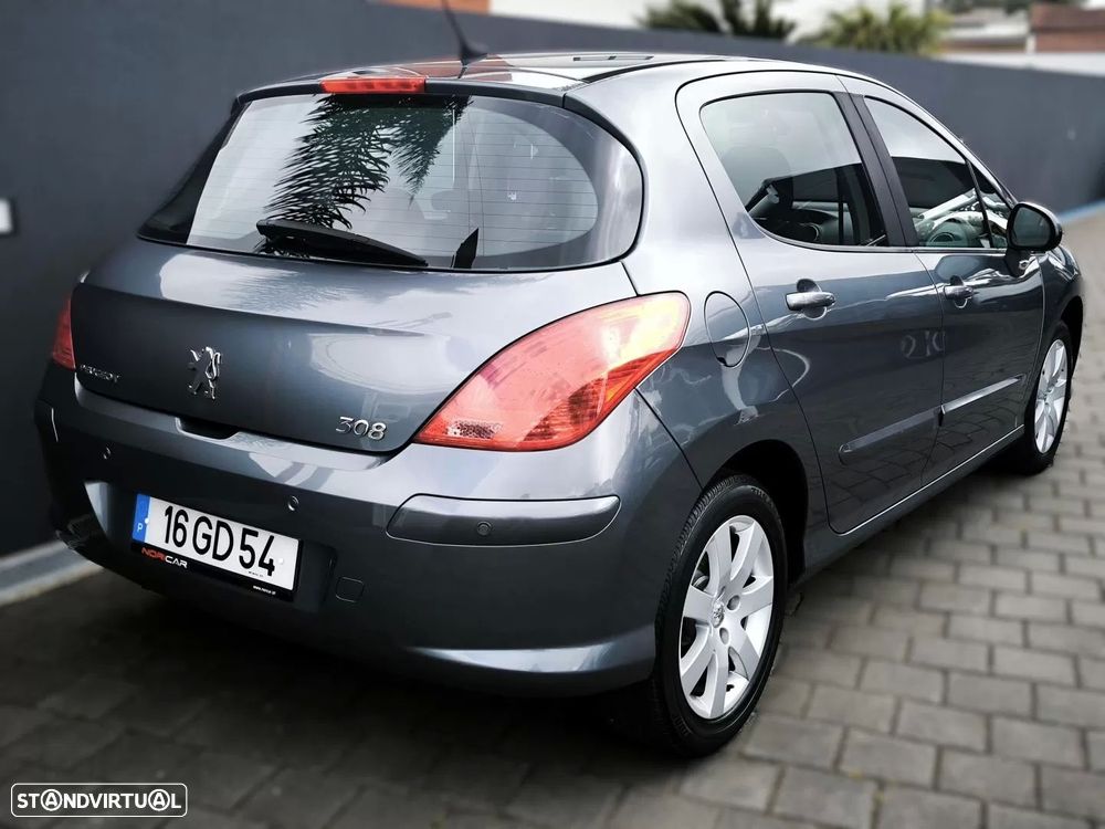 Peugeot 308 1.6 HDi Executive - 14