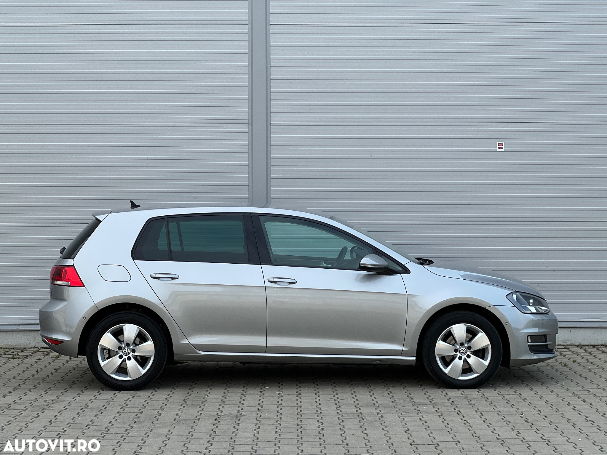 Volkswagen Golf 2.0 TDI Join - 5