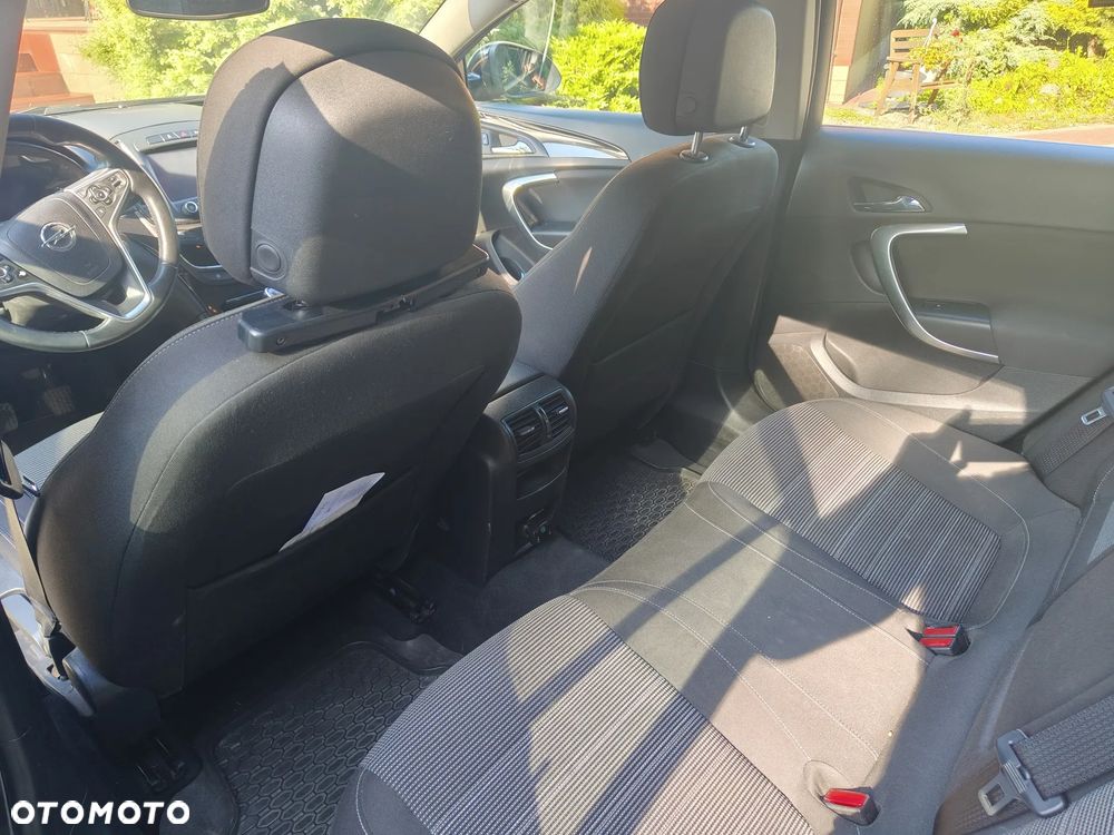 Opel Insignia - 10